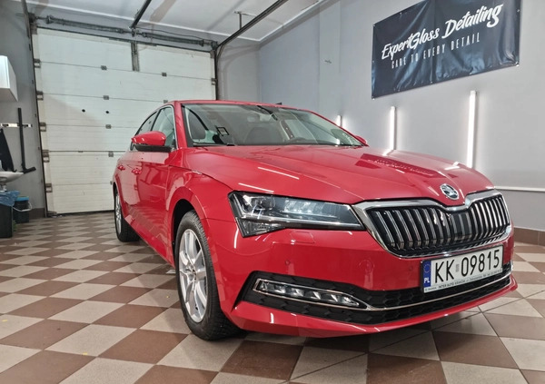 Skoda Superb cena 168000 przebieg: 20500, rok produkcji 2023 z Kraków małe 67